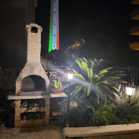 فيلا Pharos باري المظهر الخارجي الصورة